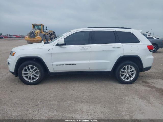 1C4RJFAG9HC864607 Jeep Grand Cherokee Laredo 4x4