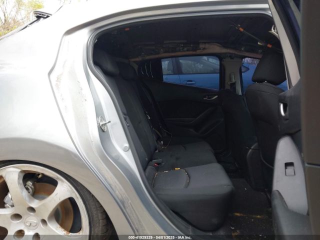 JM1BM1K77E1137211 Mazda Mazda3 I Sport