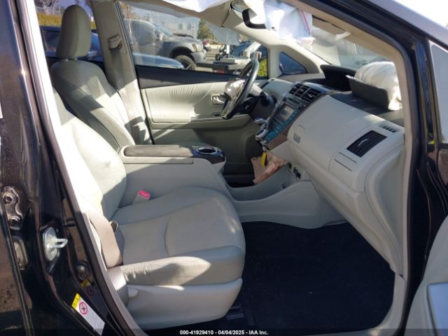 JTDZN3EU7EJ007910 Toyota Prius V Five