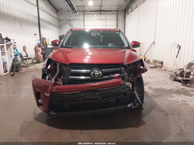 5TDJZRFH8HS420366 Toyota Highlander Se