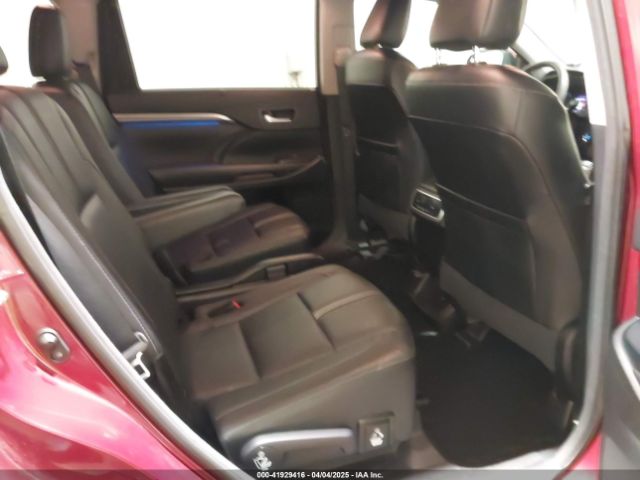 5TDJZRFH8HS420366 Toyota Highlander Se