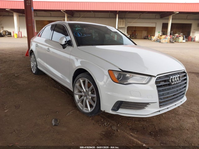 2015 AUDI A3 WAUEFGFFXF1125581 Photo 0