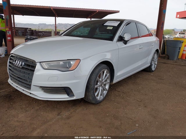 2015 AUDI A3 WAUEFGFFXF1125581 Photo 1