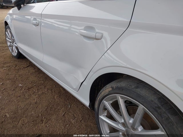 2015 AUDI A3 WAUEFGFFXF1125581 Photo 5