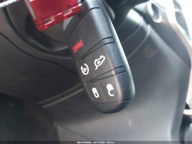 1C4RJEAG3FC944427 Jeep Grand Cherokee Laredo