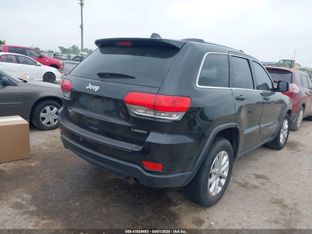 1C4RJEAG3FC944427 Jeep Grand Cherokee Laredo