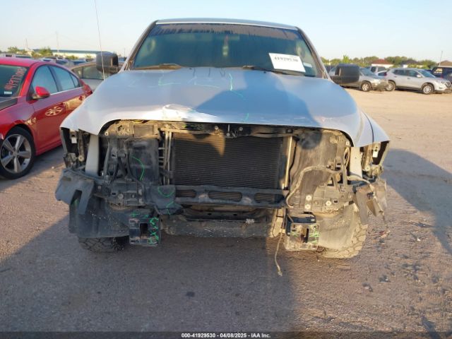 1C6RR6GG3HS730155 RAM 1500 Slt  4x2 6'4 Box