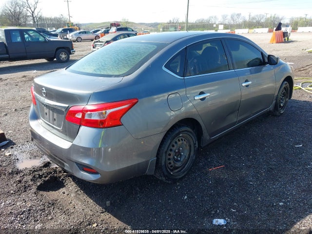 3N1AB7AP3JY218818 Nissan SENTRA S