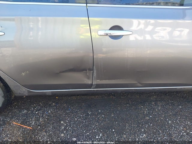 3N1AB7AP3JY218818 Nissan SENTRA S