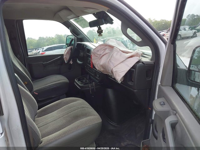 1GCWGAFP7K1370861 Chevrolet Express 2500 Work Van