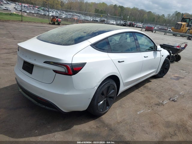 2025 TESLA MODEL 3 5YJ3E1EAXSF929042 Photo 3