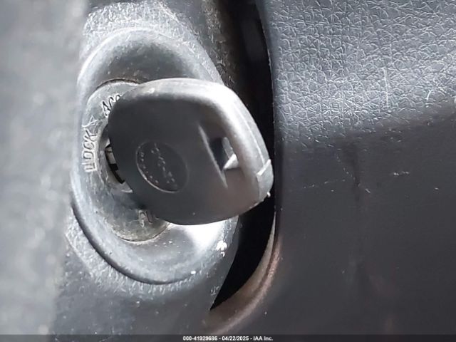 5XYKTCA61EG496867 KIA SORENTO LX