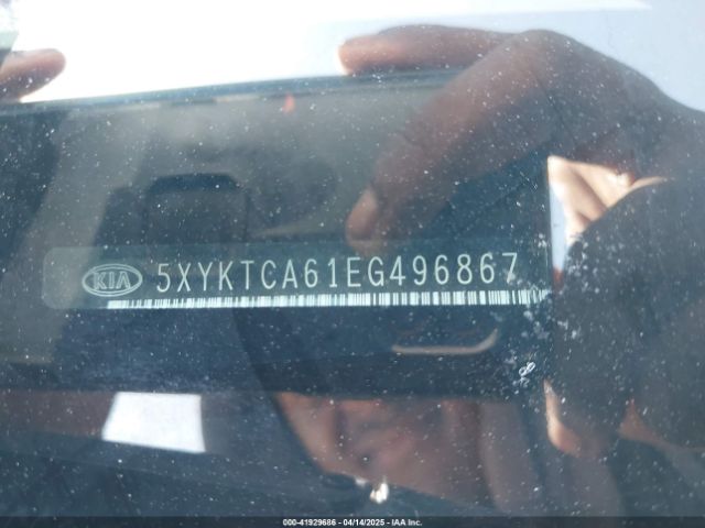 5XYKTCA61EG496867 KIA SORENTO LX