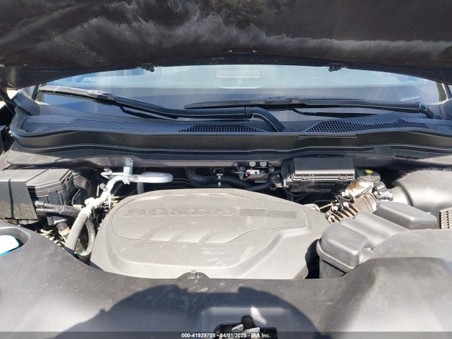 5FNYF8H08MB011467 Honda Passport Awd Elite