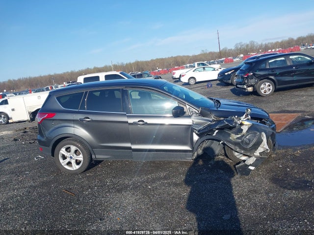 1FMCU9GX1GUB67636 Ford ESCAPE SE
