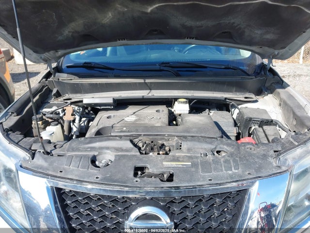 5N1AR2MM9GC600801 Nissan Pathfinder S