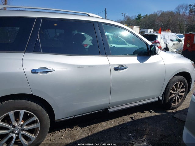 5N1AR2MM9GC600801 Nissan Pathfinder S