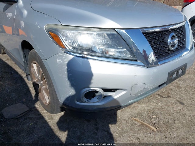5N1AR2MM9GC600801 Nissan Pathfinder S