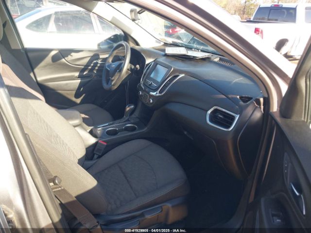 3GNAXJEV4JL128618 Chevrolet EQUINOX LT