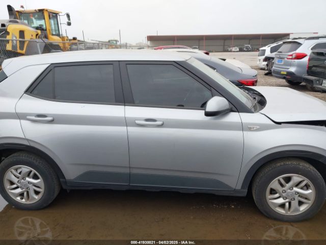 KMHRB8A35PU215977 Hyundai Venue Se