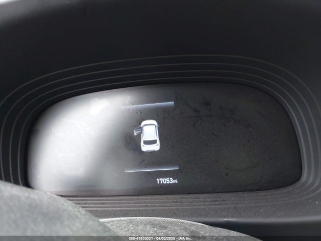 KMHRB8A35PU215977 Hyundai Venue Se