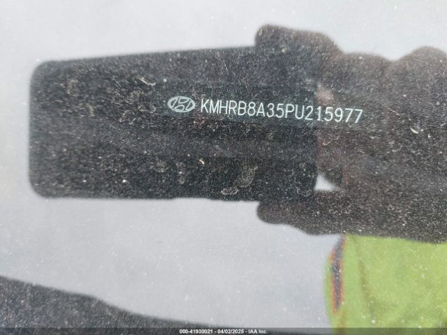 KMHRB8A35PU215977 Hyundai Venue Se
