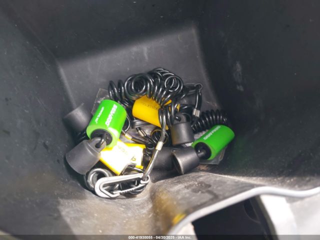 2011 SEADOO GTI 130 YDV30936F111 Photo 10