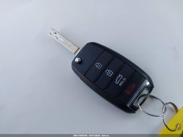 3KPA24AD1PE545696 KIA RIO S