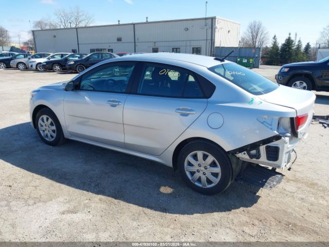3KPA24AD1PE545696 KIA RIO S