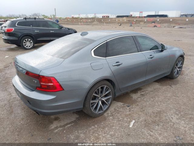 2018 VOLVO S90 LVY982AK1JP025728 Photo 3