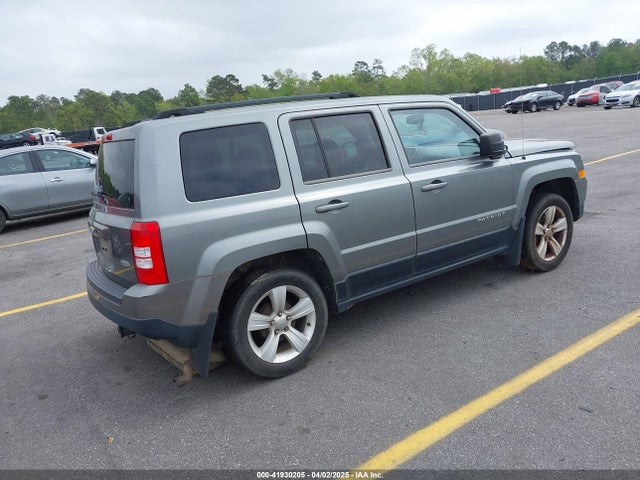 1C4NJPFA0ED564145 Jeep Patriot Latitude