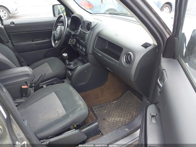 1C4NJPFA0ED564145 Jeep Patriot Latitude
