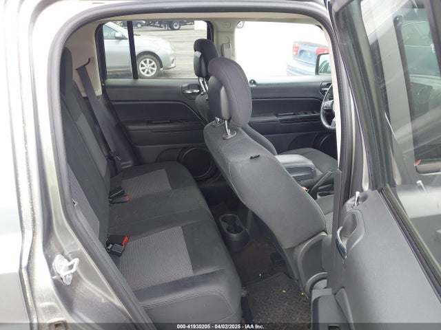 1C4NJPFA0ED564145 Jeep Patriot Latitude