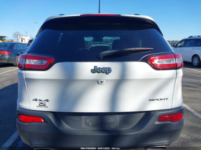 1C4PJMASXGW359186 Jeep Cherokee Sport
