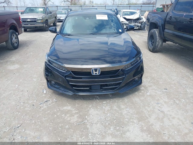 1HGCV3F21NA044004 Honda Accord Hybrid Sport