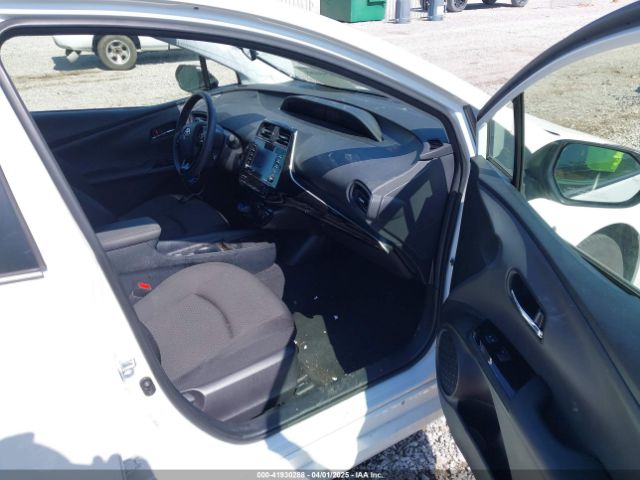 JTDKAMFUXN3159170 Toyota Prius Le