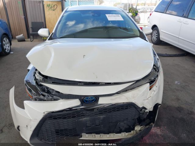 JTDEAMDE2MJ026454 Toyota Corolla Hybrid Le