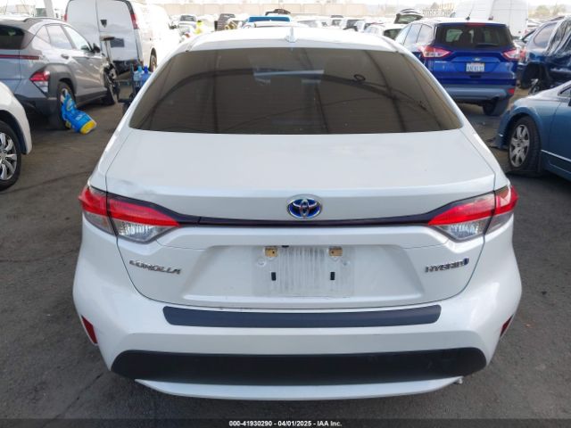 JTDEAMDE2MJ026454 Toyota Corolla Hybrid Le