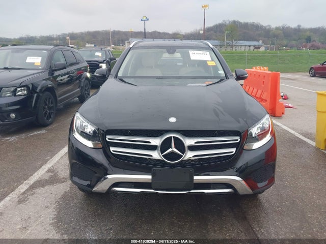 WDC0G4KB2HF260517 Mercedes-Benz Glc 300 4matic