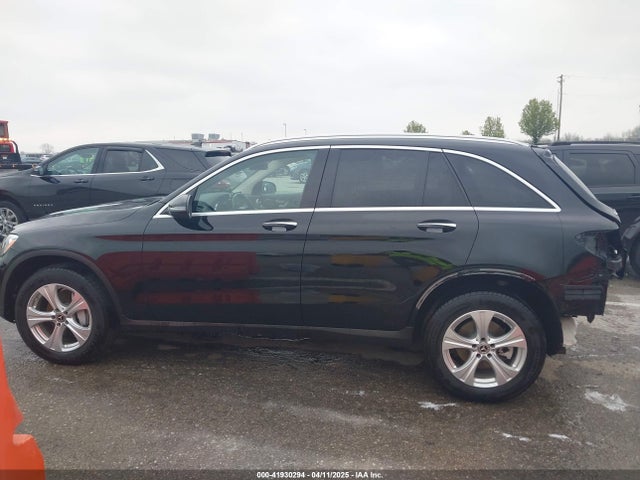 WDC0G4KB2HF260517 Mercedes-Benz Glc 300 4matic