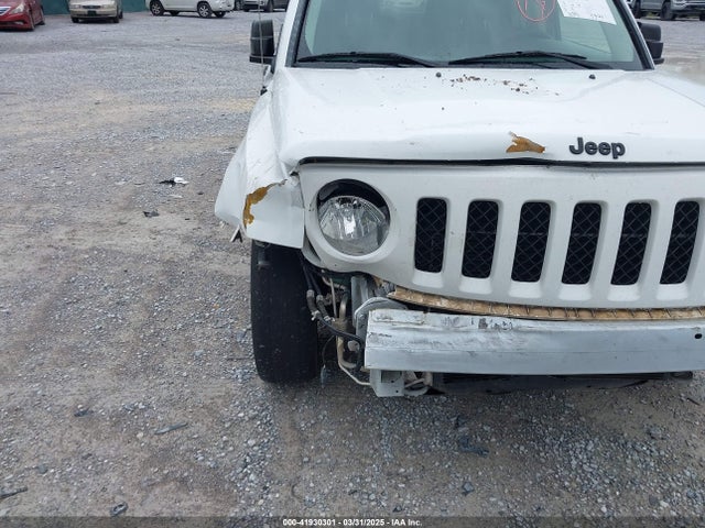 1C4NJPBA4FD427961 Jeep Patriot