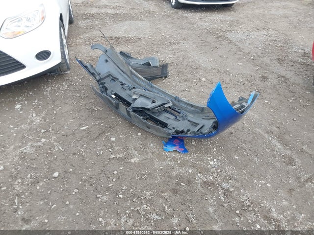 KMHD84LFXHU064287 Hyundai ELANTRA SE