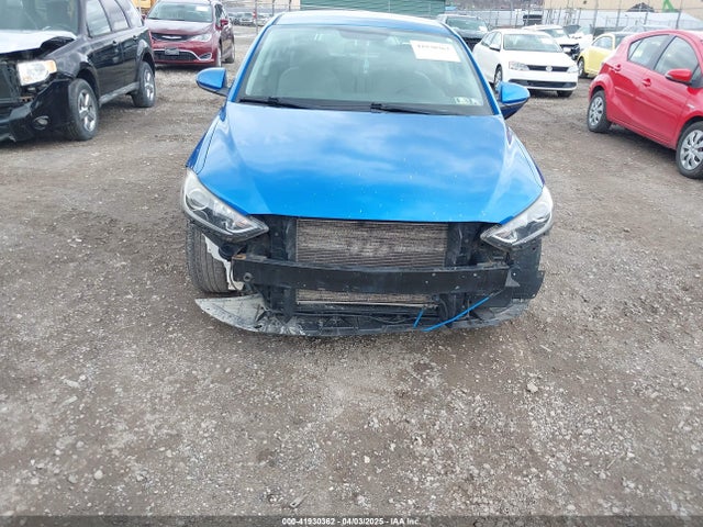 KMHD84LFXHU064287 Hyundai ELANTRA SE