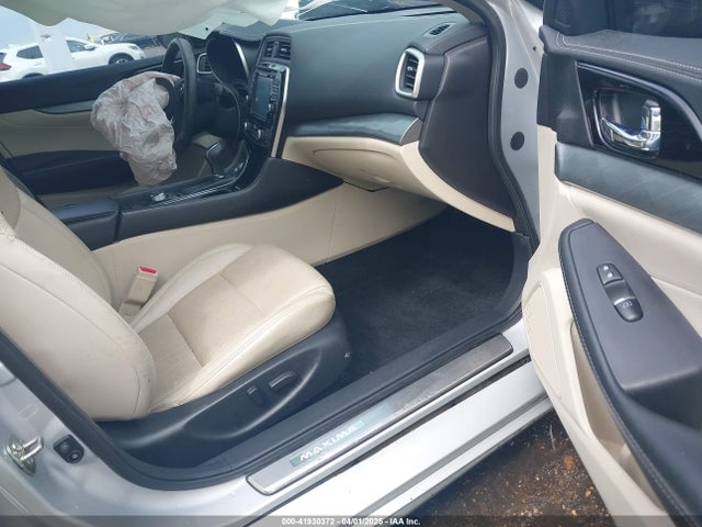 1N4AA6AP1GC904065 Nissan Maxima 3.5 Sl