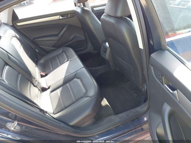 1VWAT7A33FC091945 Volkswagen Passat 1.8t Limited Edition