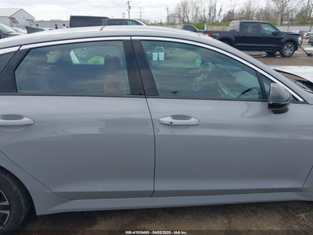 5XXG64J23NG120093 KIA K5 Gt-line