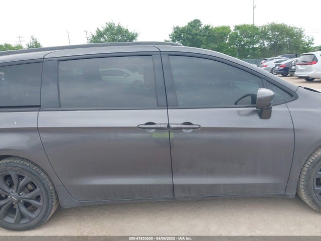 Chrysler Pacifica Touring L 2020 2C4RC1BG6LR247919 Image 13