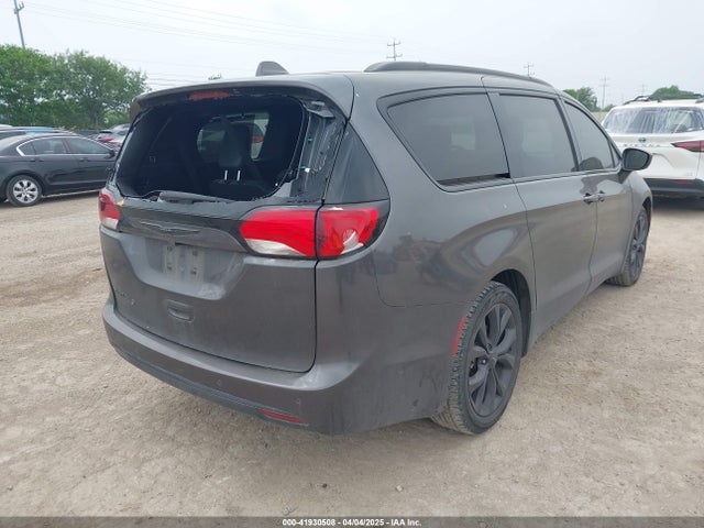 Chrysler Pacifica Touring L 2020 2C4RC1BG6LR247919 Image 4