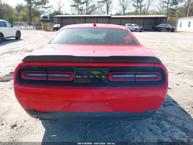 2C3CDZFJXKH587235 Dodge Challenger R/t Scat Pack