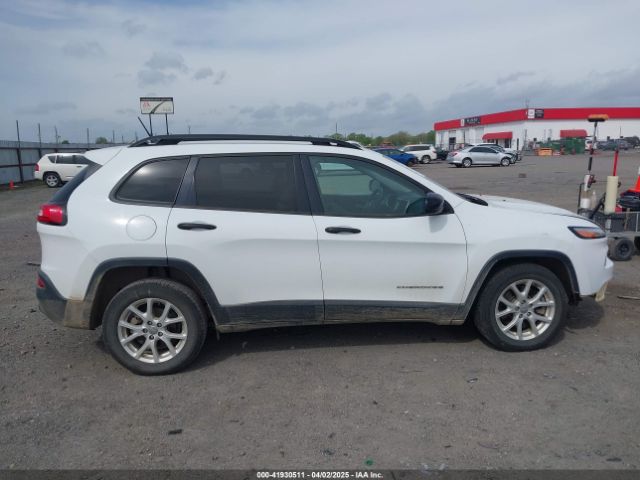 1C4PJLAB1HW640613 Jeep Cherokee Sport Fwd